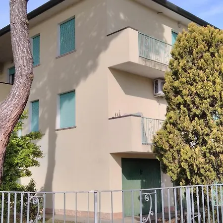 Apartment Mare Pineta 2